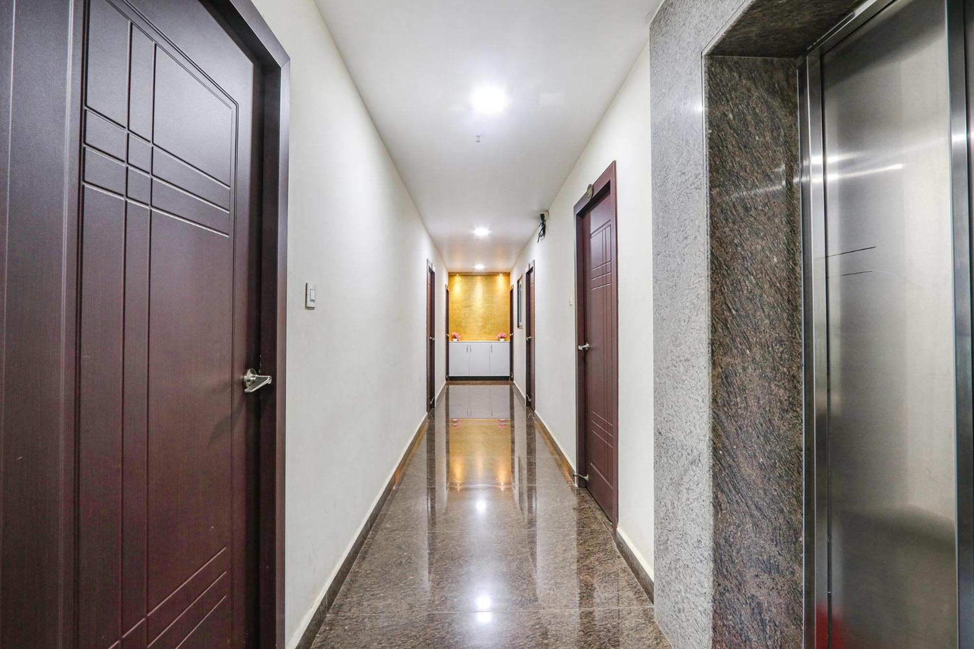 Fabhotel The Sunrise Inn - Nr Gayatri Vidya Parishad College Of Engineering Visakhapatnam Ngoại thất bức ảnh
